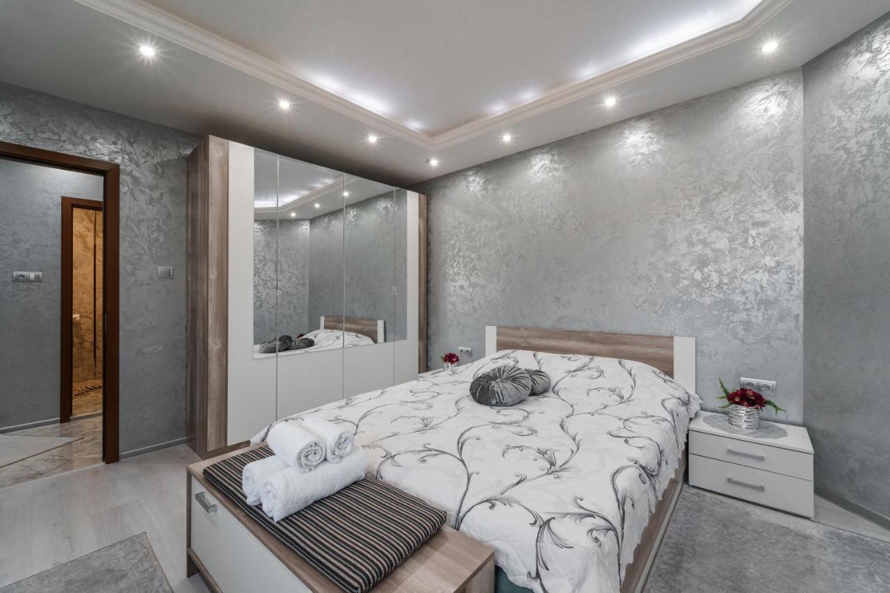 City Apartments - A Brand New Luxury & Comfy. 阿塞诺夫格勒 外观 照片